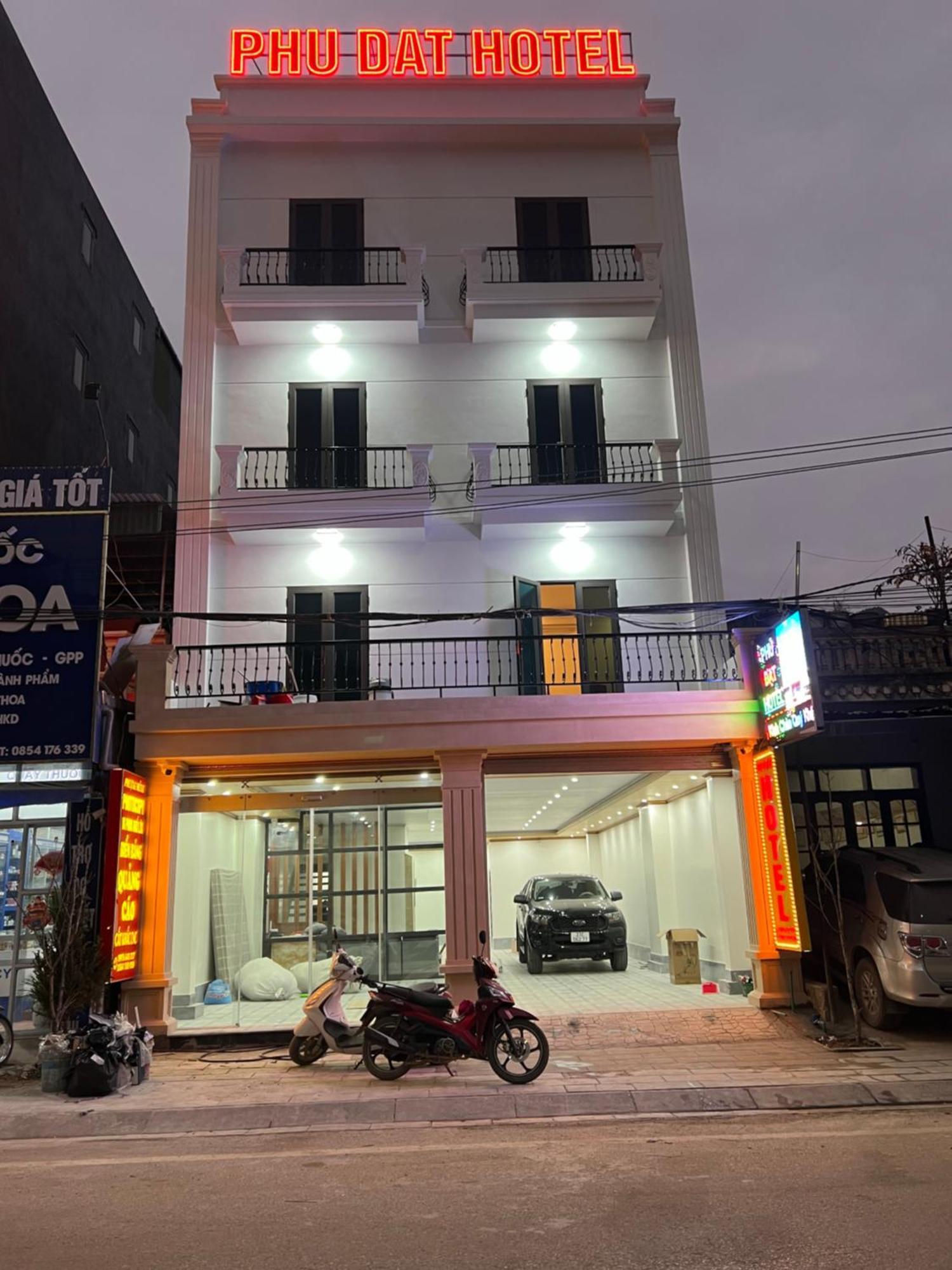 Phu Dat Hotel Dong Van  Extérieur photo